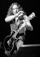 Mick Box (URIAH HEEP)